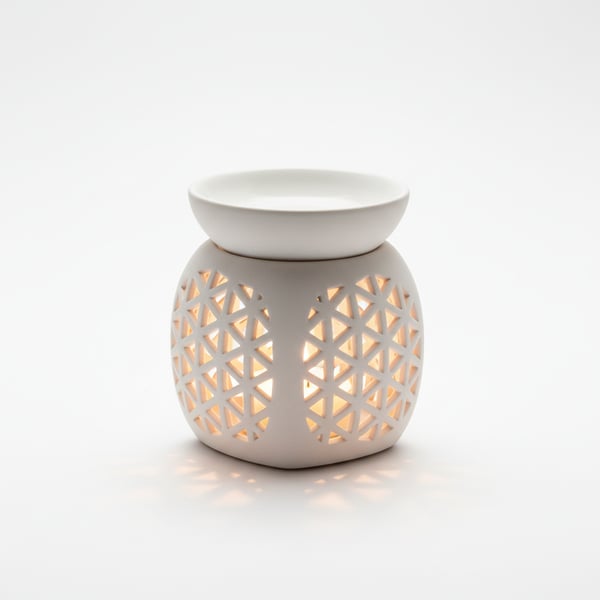 Ceramic Wax Warmer with Cutout Design for Ambient Light
