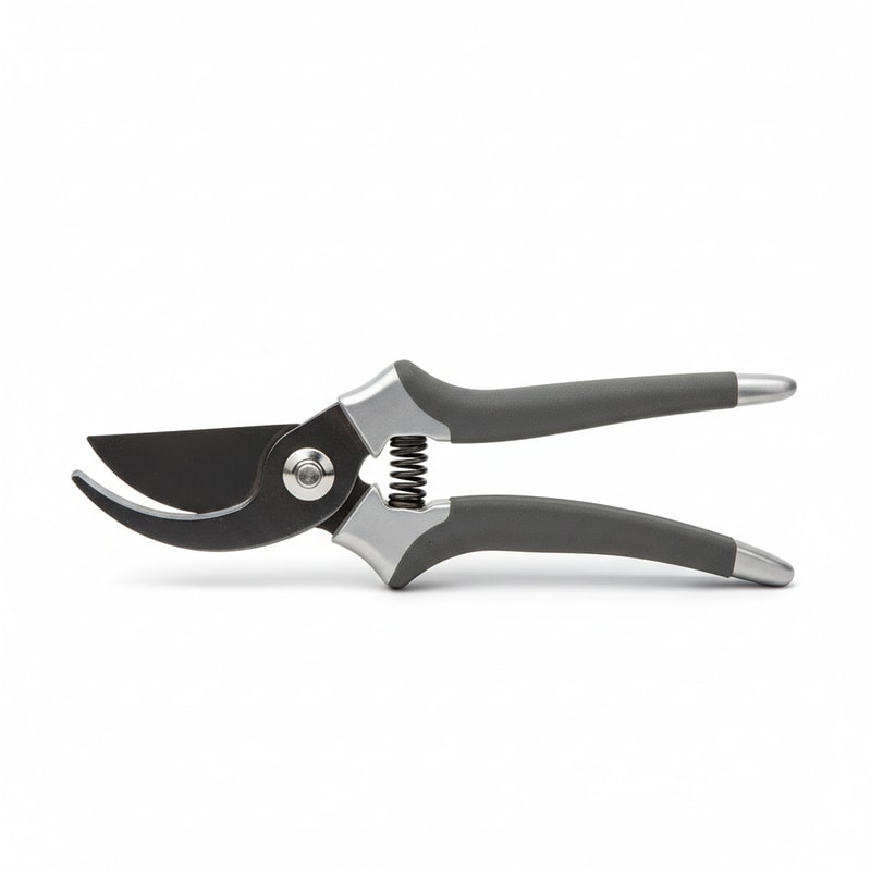 Sharp Bypass Pruning Shears with Rust-Proof Carbon Steel Blades